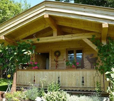 Haus Lindeneck - Erika Schwentner Kössen